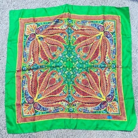 Liberty of London silk scarf - Picture 1 of 3